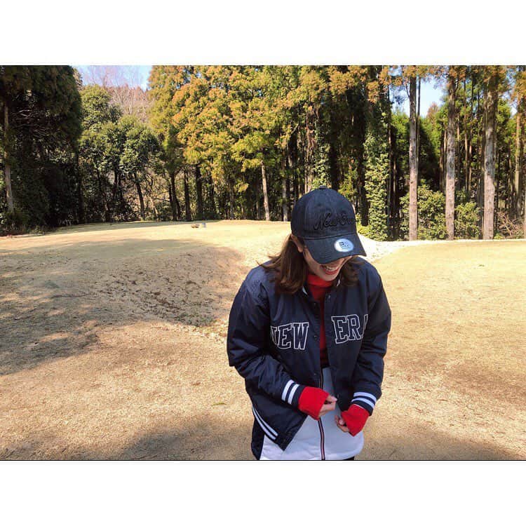稲村亜美さんのインスタグラム写真 - (稲村亜美Instagram)「今日はお兄ちゃんとゴルフに行ってきました💓 骨折明けから2回目のゴルフで感じも戻ってきました🙏🙏🙏 3月はたくさん練習できたらいいな🥰 #お兄ちゃんに写真撮ってもらったら #馬鹿にしてくるから笑いが止まりませんでした 🤣笑 #今日も楽しかった💓 @newerajapan さんのアウターやっときれた🏌️‍♂️」3月15日 23時39分 - inamura_ami