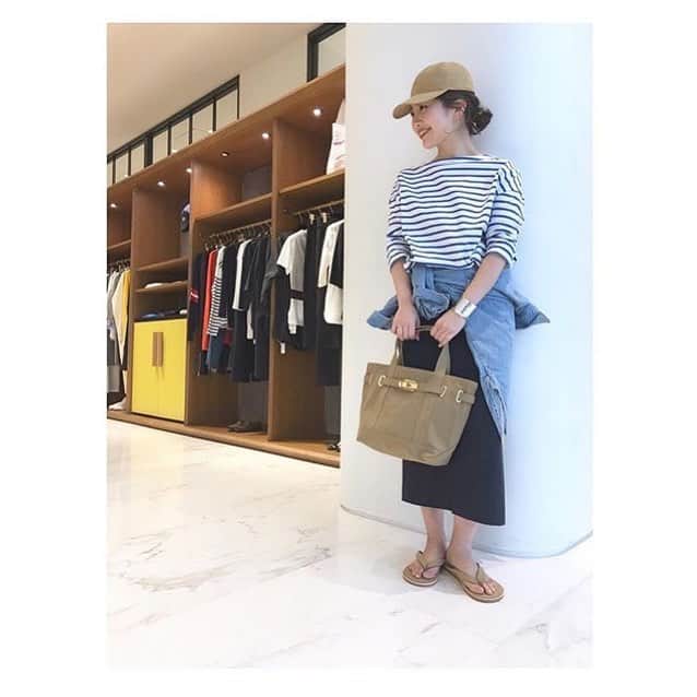 トライセクトさんのインスタグラム写真 - (トライセクトInstagram)「・・・ WISH LIST  vol.4 blog up!! この春、staffが欲しいアイテムを連載でご紹介します！ 詳細はプロフィールのURLからご覧いただけます。 *ベイクルーズストアでのAmericanaサーマル、SITA PARANTICAトートバッグ・チェーンクラッチの販売は3月下旬〜4月上旬を予定しております。  #deuxiemeclasse #style #fashion #2019ss #ドゥーズィエムクラス ・ #baycrews #2019ss_baycrews  #baycrews40周年 #ボーダーカットソー  #デニムシャツ #トートバック」3月15日 23時46分 - baycrews