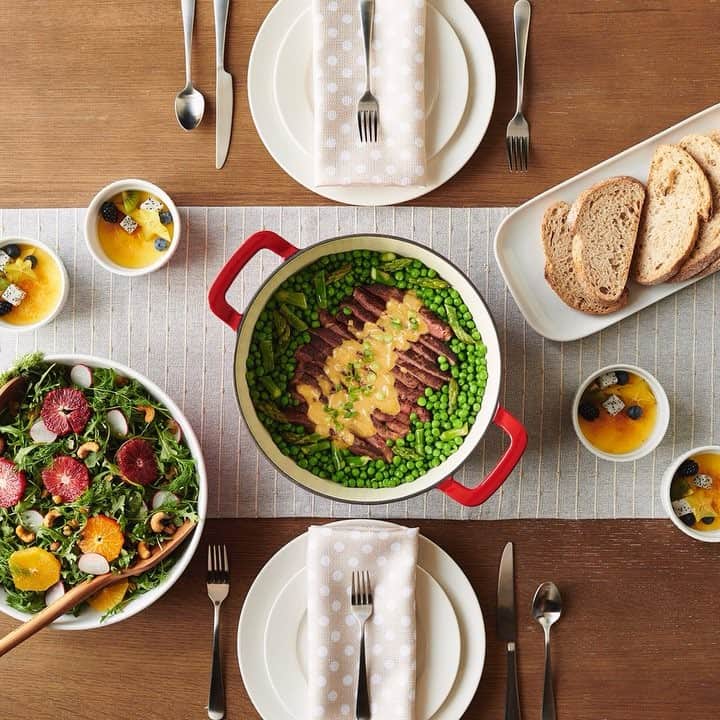 ロック&リパブリックのインスタグラム：「When the meal almost looks too pretty to eat. 😍 Tap to shop Food Network cookware, serveware and more. #Kohls」