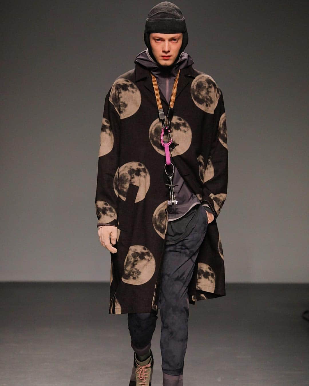 GQさんのインスタグラム写真 - (GQInstagram)「Athleisure has finally gone high fashion. See the fashion labels upgrading the world of sweats at the link in bio.」3月16日 0時02分 - gq