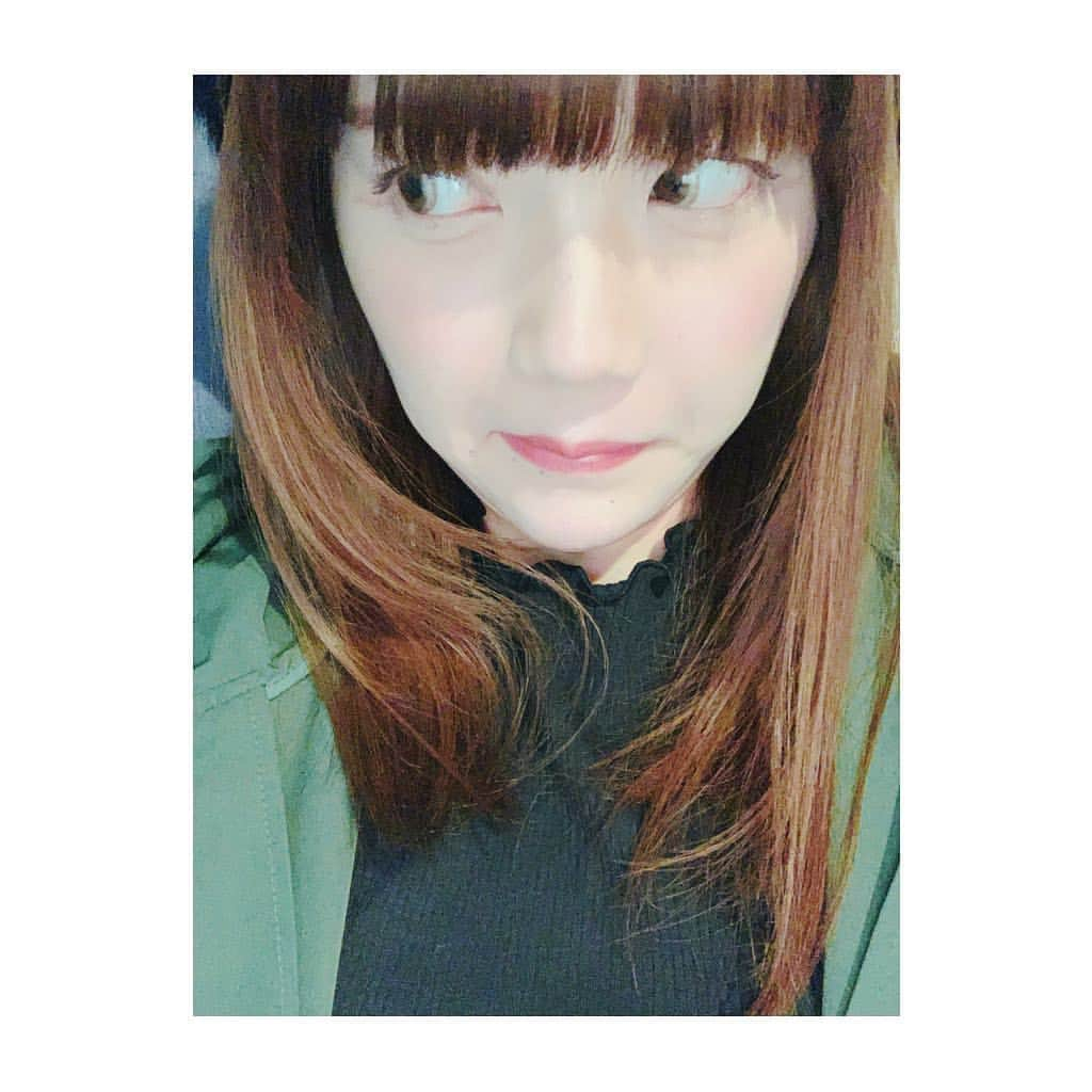 青木歌音さんのインスタグラム写真 - (青木歌音Instagram)「母校に性別変えましたと報告行く道中での緊張風ショット。」3月16日 0時22分 - memory_kanon