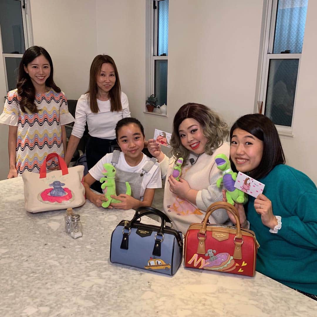 渡辺直美　ファンのインスタグラム：「ヤバスタファイル13イチゴちゃんでした！ #大豪邸に住む謎の美女 #キラキラ姉妹 #インスタを見て思わなかった感情が今ココにあり #ヤバスタグラム #ヤバスタ」
