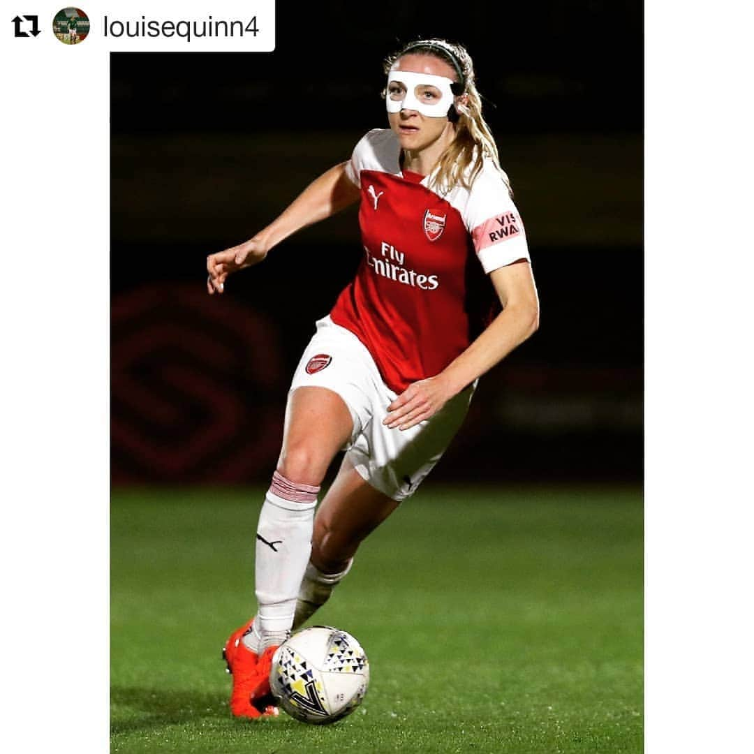 Arsenal Ladiesさんのインスタグラム写真 - (Arsenal LadiesInstagram)「🤣👊 #Repost @louisequinn4 ・・・ When you've got football at 7 but then you've got Phantom of the Opera auditions at 9...」3月16日 0時47分 - arsenalwfc