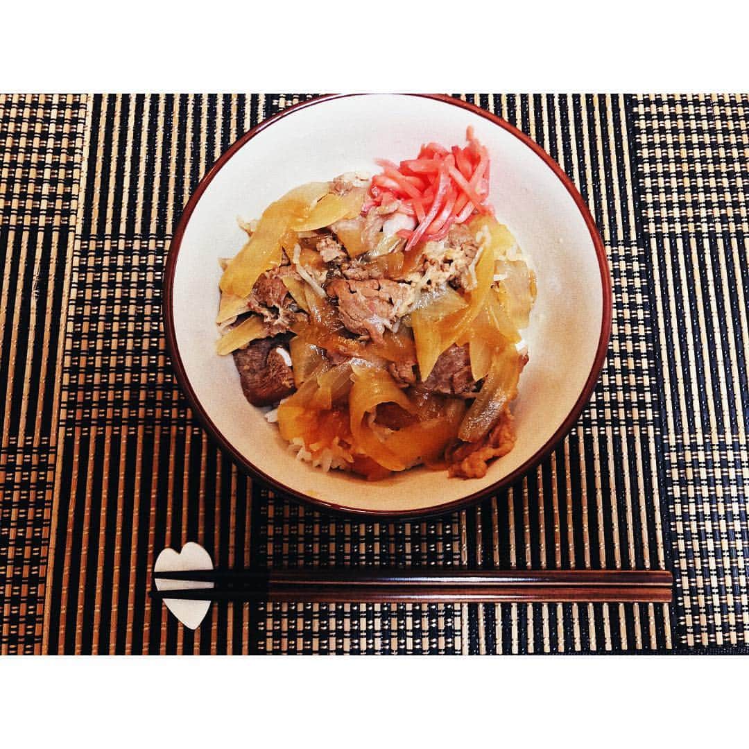 GENKINGの釜飯さんのインスタグラム写真 - (GENKINGの釜飯Instagram)「牛豚丼 . . 冷凍のお肉は、混ぜて煮ちゃう😙 #genkingkitchen」3月16日 0時54分 - genkingkitchen