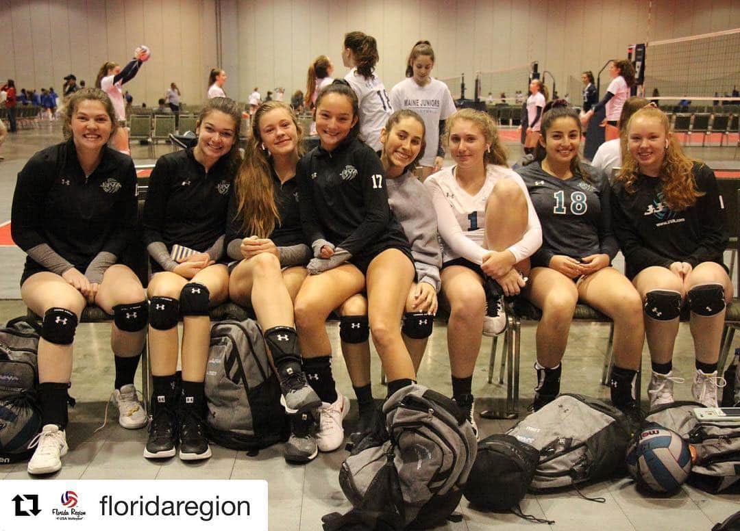 USA Volleyballさんのインスタグラム写真 - (USA VolleyballInstagram)「Follow 👉 @floridaregion for an inside look at #sunshinevbclassic! Hit the bio 🔗 to watch LIVE! - - - #Repost @floridaregion with @get_repost ・・・ Good Morning! Make sure to add us on all social media platforms (@floridaregion) to see a great behind the scenes look of this weekend! And make sure to use the #sunshinevbclassic to share all of your pictures!」3月16日 1時21分 - usavolleyball