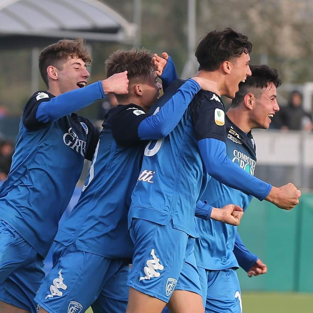 エンポリFCさんのインスタグラム写真 - (エンポリFCInstagram)「#ViareggioCup La Primavera ha superato 3-0 lo United Youth Soccer Stars New York grazie alle reti di @davideberto11, @giuseppe_montaperto10 e @francesco_folino Con questa vittoria, gli azzurri si qualificano agli ottavi di finale in programma martedì 19 marzo」3月16日 1時34分 - empoli_fc_official