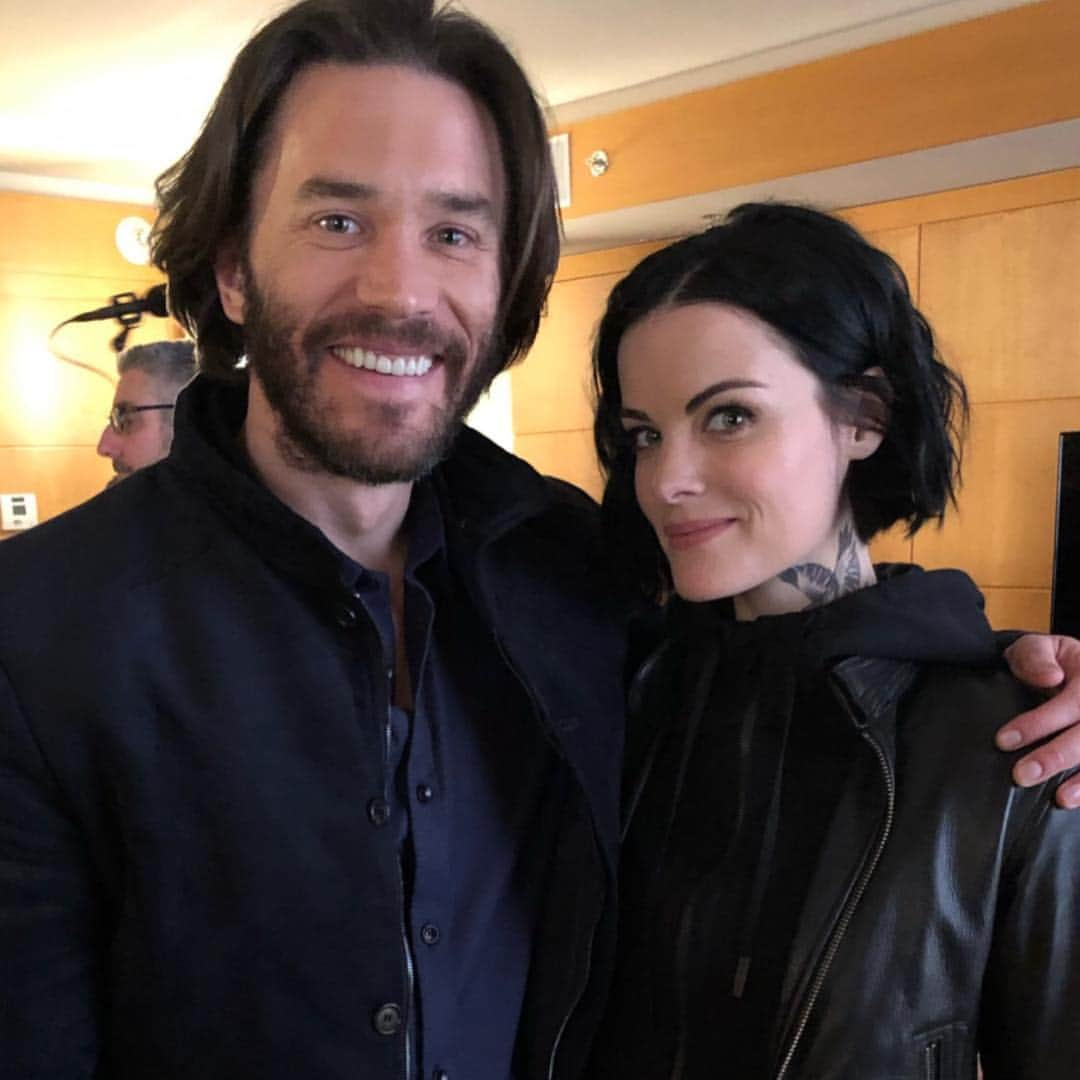 ジェイミー・アレクサンダーさんのインスタグラム写真 - (ジェイミー・アレクサンダーInstagram)「All new #Blindspot TONIGHT! Favorite episode so far. 😍 Was so wonderful to get to work with my favorite human, @tommypelphrey and our incredible director, Martha Mitchell 😍Tune in 8/7c on #NBC 🔥💥」3月16日 1時40分 - jaimiealexander