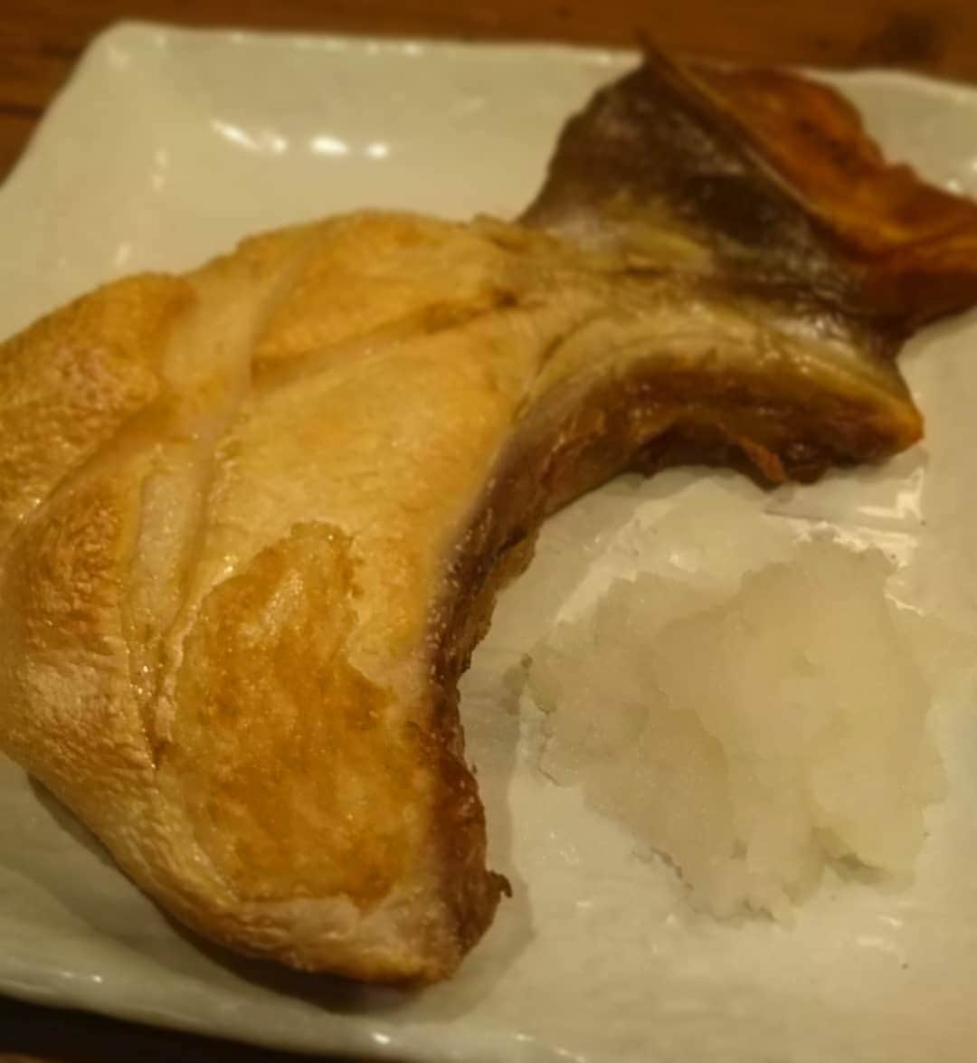 のインスタグラム：「本日のまかないはブリかま！  #九州うまか#九州うまか北浜店#北浜#淀屋橋#天満橋#京橋#肥後橋#堺筋本町#大阪#大阪グルメ#居酒屋#日本酒#焼酎#純米#泳ぎイカ#もつ鍋#九州料理#九州#博多#福岡#鹿児島#宮崎#佐賀#長崎#大分#熊本#肉#ブリかま」