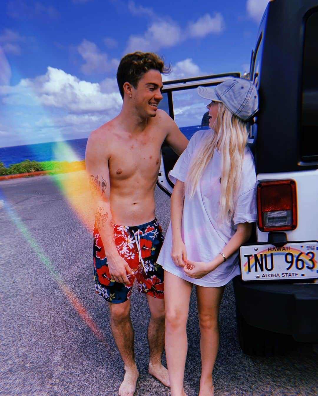 ジョーディン・ジョーンズさんのインスタグラム写真 - (ジョーディン・ジョーンズInstagram)「🌺🌴💗🦋🌹」3月16日 2時12分 - jordynjones