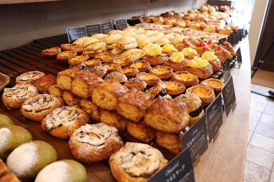 丘の上のパン屋 のグルメインスタ