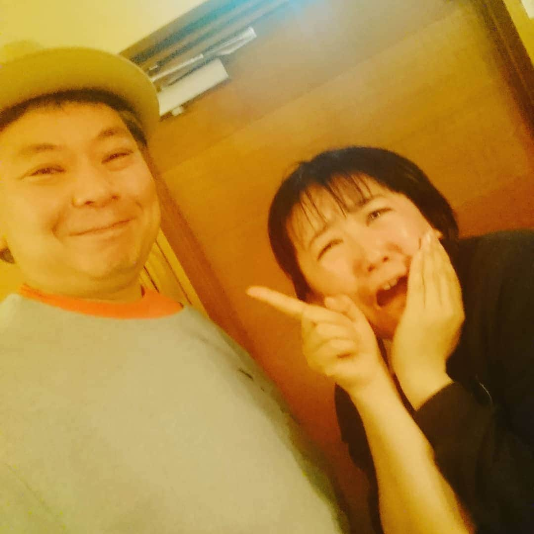 鈴木おさむさんのインスタグラム写真 - (鈴木おさむInstagram)「久々に親戚のおばさん、いや、黒沢に会いました。グルグルバット、さすがでした！」3月16日 2時39分 - osamuchan_suzuki