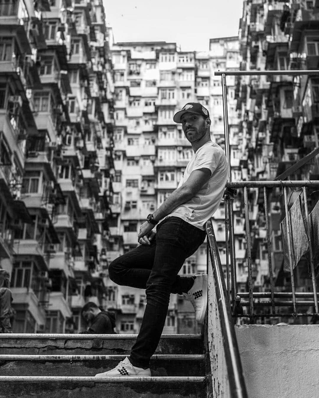 ジャン＝エリック・ベルニュさんのインスタグラム写真 - (ジャン＝エリック・ベルニュInstagram)「Nice time off in HK, can’t wait to be back and giving it all on track in Sanya 👊🏼 #DontCrackUnderPressure」3月16日 2時46分 - jeanericvergne