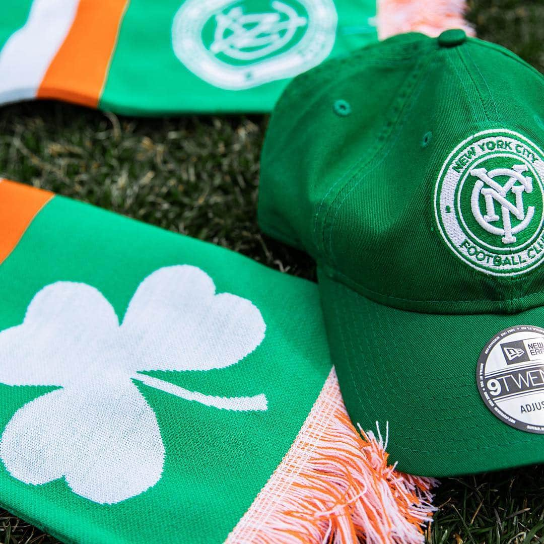 ニューヨーク・シティFCさんのインスタグラム写真 - (ニューヨーク・シティFCInstagram)「Come correct this #stpatricksday - while stocks last at the Yankee Stadium Team Store ☘️ #ForTheCity」3月16日 2時50分 - nycfc