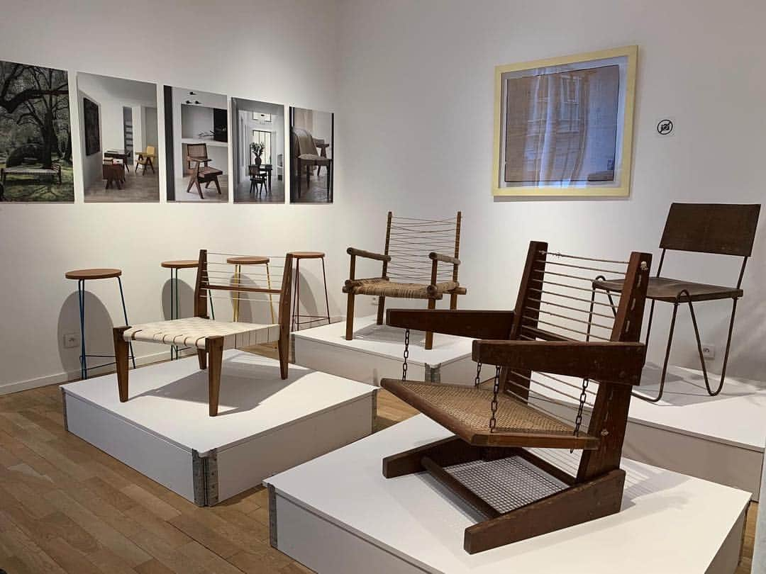 レクレルールさんのインスタグラム写真 - (レクレルールInstagram)「Come and discover a unique selection of Pierre Jeanneret design straight from Chandigarh, at Galerie Leclaireur 📍 #pierrejeanneret #leclaireur」3月16日 2時57分 - leclaireur