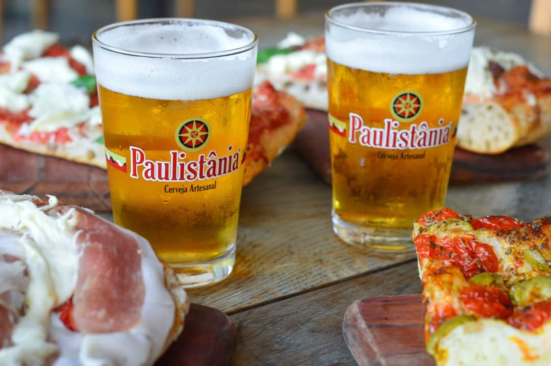 Eataly Brasilさんのインスタグラム写真 - (Eataly BrasilInstagram)「Ei, se liga nessa boa notícia para os amantes de cerveja e pizza: agora tem double chopp na Pizza Romana! De segunda a sexta-feira, das 16h às 20h você pode chegar aqui no nosso térreo, escolher a sua pizza e ainda levar dois chopps @cervejapaulistânia pelo preço de um só. Essa é o tipo de combinação que amamos! #EatalySP」3月16日 3時41分 - eatalybr