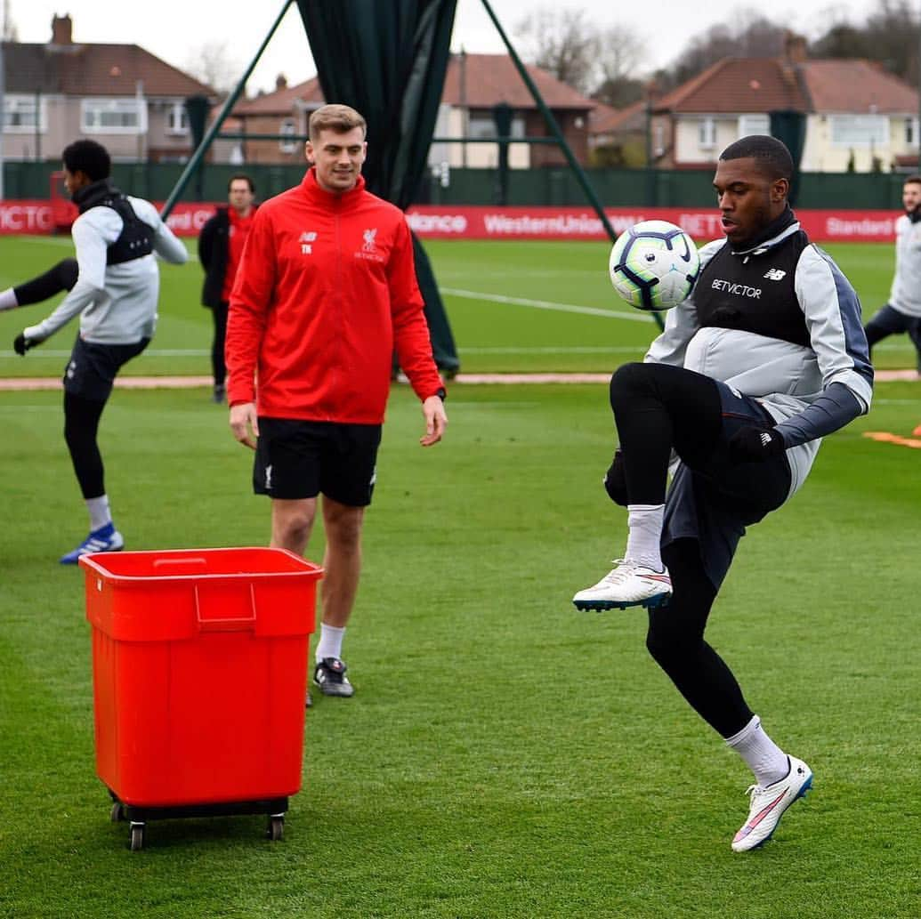 ダニエル・スタリッジさんのインスタグラム写真 - (ダニエル・スタリッジInstagram)「Bucket ball」3月16日 3時55分 - danielsturridge