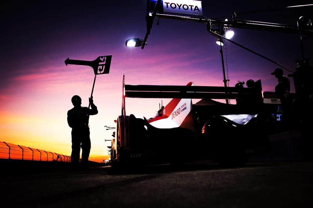 小林可夢偉さんのインスタグラム写真 - (小林可夢偉Instagram)「Race mode. Action 16:00 local time  8H race here @sebringraceway first ever race for me here but looking forward to have good race. Let’s rock #7 #toyotagazooracing #fiawec」3月16日 4時09分 - kamuikobayashi