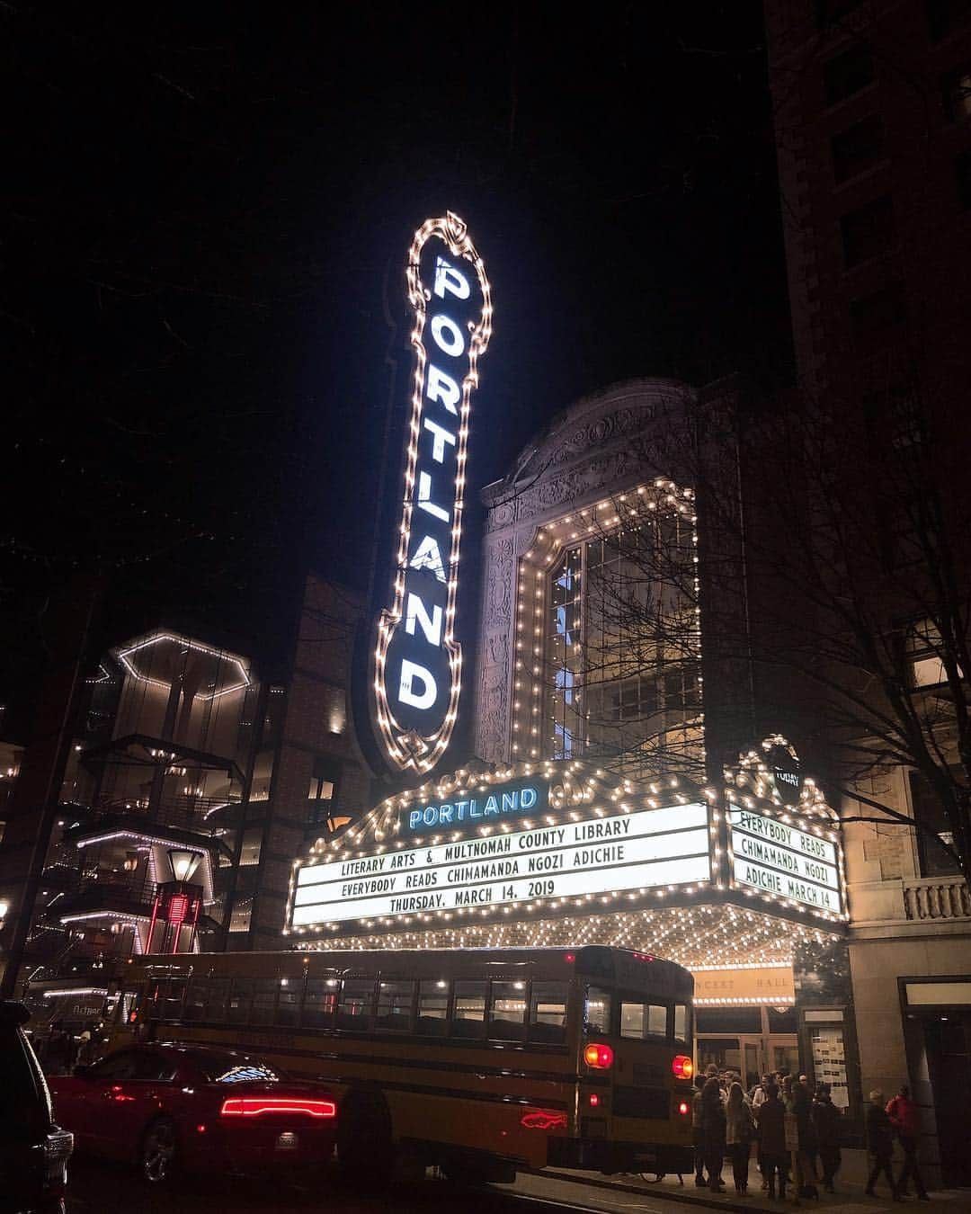 チェ・スルギさんのインスタグラム写真 - (チェ・スルギInstagram)「. Portland 🇺🇸 . . Powell's book  Ace Hotel . . 미국 보다는 유럽의 감성이  더 묻어나는  포틀랜드」3月16日 4時14分 - angel9028