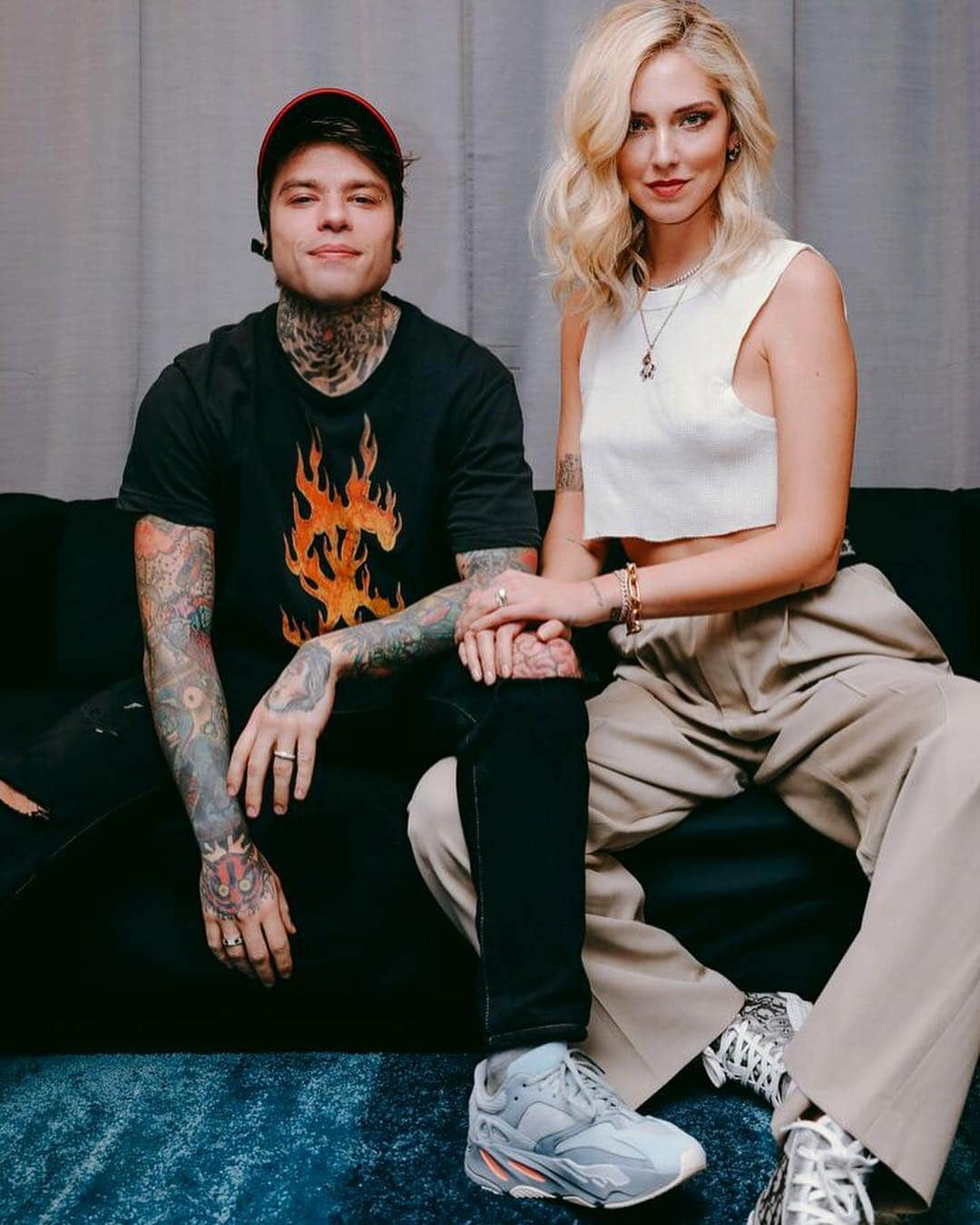 キアラ・フェラーニさんのインスタグラム写真 - (キアラ・フェラーニInstagram)「Backstage life 💘 Good luck hubby @fedez 🥰 #ParanoiaAirlines」3月16日 4時17分 - chiaraferragni