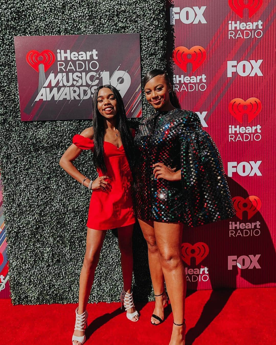 Nia Sioux Frazierさんのインスタグラム写真 - (Nia Sioux FrazierInstagram)「iHeart Awards recap ❤️Which pic is your fav? 1, 2, 3 or 4?」3月16日 4時33分 - niasioux