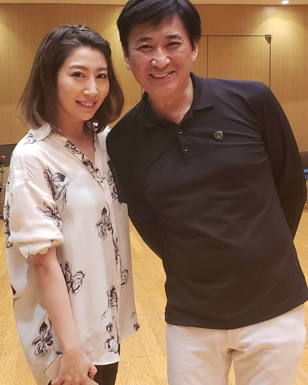 藤岡幸夫のインスタグラム：「ヴァイオリンを手にすると豹変する木嶋真優さんの超濃厚なブルッフは必聴！何か宿ってます…！名器ストラディヴァリウスの音色も素晴らしい！ワーグナーにシューマンも関西フィル&藤岡ならではの一体感ある演奏をお届けいたします。本日16日土曜日は美しい大阪市中央公会堂で是非！当日券あります。」