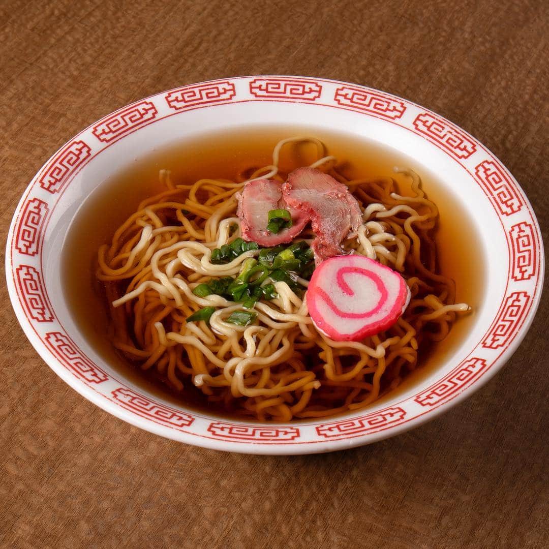 Zippy's Restaurantsさんのインスタグラム写真 - (Zippy's RestaurantsInstagram)「#Saiminsays save 🤑 by ordering a Regular 🍜 for $2.95 at our fast food counters. (Hilo and Kahului price: $3.25) #nationalnoodlemonth #sendnoods」3月16日 5時48分 - zippys