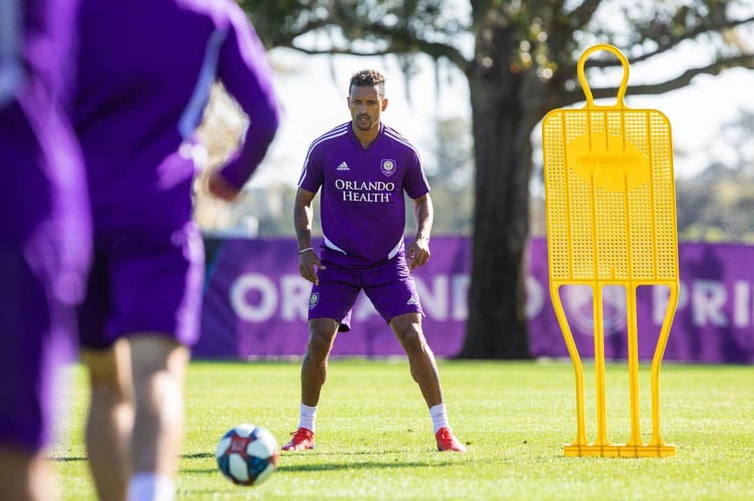 ナニさんのインスタグラム写真 - (ナニInstagram)「Determined to achieve our first @mls victory this season! Let's go @orlandocitysc ! #BringTheNoise 😈🦁💪🏽 #VamosOrlando #ORLvMTL #mls」3月16日 6時17分 - luisnani