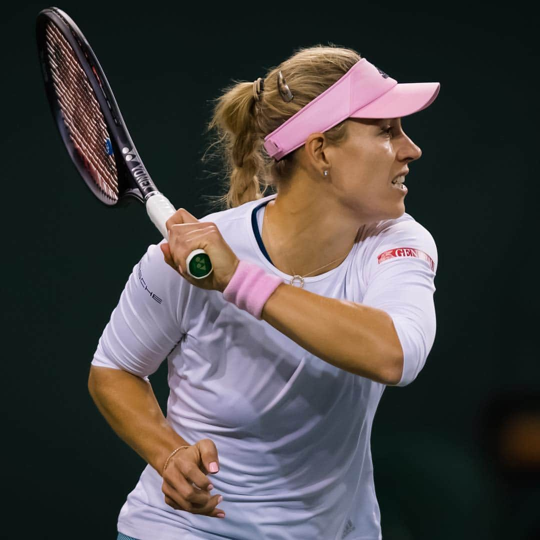 WTA（女子テニス協会）さんのインスタグラム写真 - (WTA（女子テニス協会）Instagram)「➡️ First @bnpparibasopen final 🙌👏 @angie.kerber」3月16日 15時58分 - wta