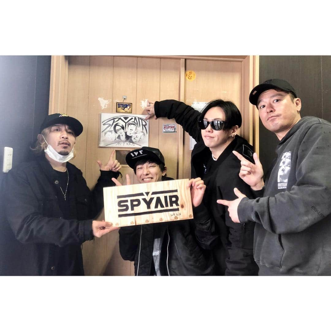 UZさんのインスタグラム写真 - (UZInstagram)「今日もよろしく😆  #spyair」3月16日 16時03分 - uzspyair