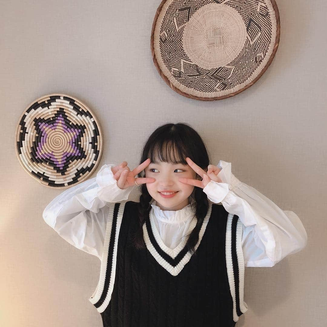 Hinataさんのインスタグラム写真 - (HinataInstagram)「. . 「KANSAI COLLECTION2019」 〜SPRING&SUMMER〜に出演が決定したよ✨🤡🧡 . ウォーキングレッスンもして準備万端✨ 緊張するけど楽しんで頑張りまぁ〜す🤩  みんな是非遊びに来てね〜😽💓 . . #クラージュキッズ  #野々山ひなた #Hinata #Hinataぼっこ #Twitter #関西コレクション #KANSAICOLLECTION #出演します #京セラドーム #大阪 #大阪弁も覚えたい #めっちゃ緊張する #楽しみ #頑張ります」3月16日 16時09分 - hinachosugram