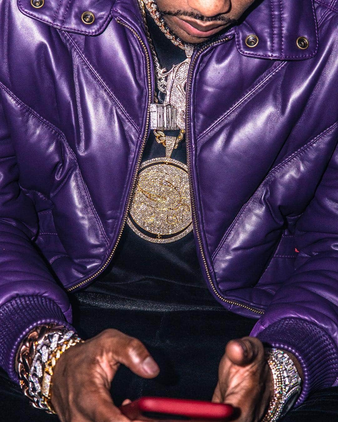 ファボラスさんのインスタグラム写真 - (ファボラスInstagram)「Catch me while i care 😈 [shot by @directorgerardvictor]  #NYC」3月16日 16時22分 - myfabolouslife