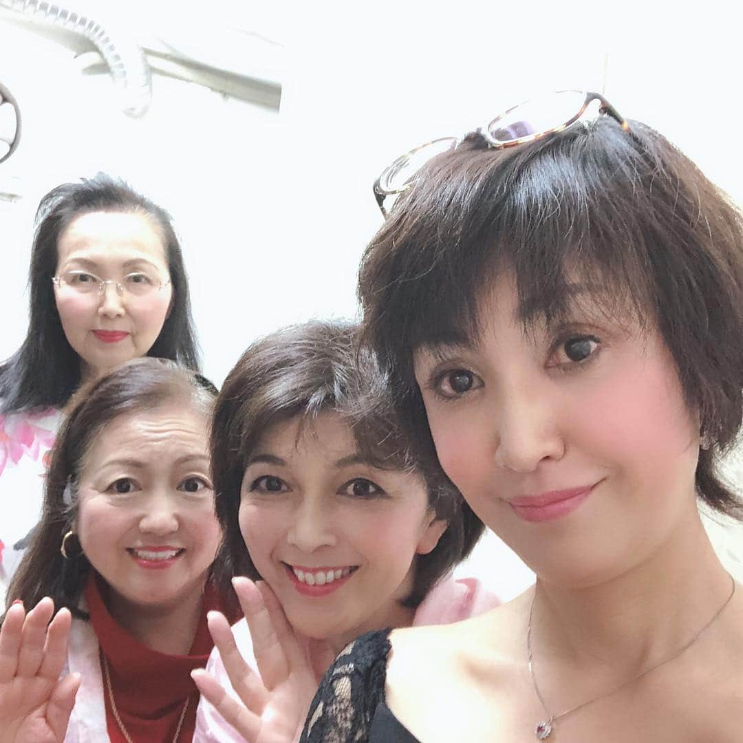 萩原佐代子さんのインスタグラム写真 - (萩原佐代子Instagram)「朗読劇桃色旋風満員御礼ありがとうございます♡鶴姫様をお迎えしての3月、桃の花が咲いたような素敵な、お姫様でした♡ #桃色旋風」3月16日 16時24分 - hagiwarasayoko