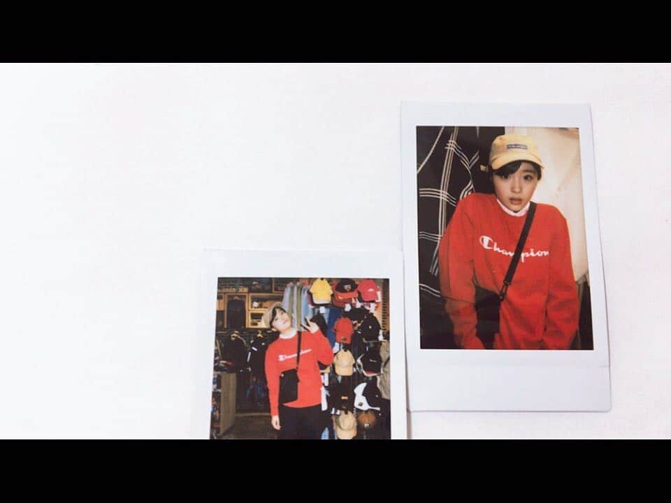 川床明日香さんのインスタグラム写真 - (川床明日香Instagram)「WEGOマンスリー4月号に掲載されてます‼︎ 2体コーデを組んでひかるんと お買い物気分でとっても楽しかったなぁ。 チェキで米原さんに撮っていただきました👧🏻 チェキで撮ったものがそのまま紙面に載っているのでニコラとはまた違ったおしゃれな仕上がりになってます😊 ぜひ。」3月16日 16時30分 - asuka_tokotoko