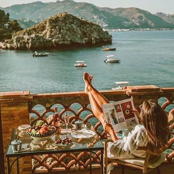 Your Teaさんのインスタグラム写真 - (Your TeaInstagram)「From where we would rather be...」3月16日 17時03分 - yourtea