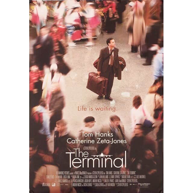のインスタグラム：「#TheTerminal #StevenSpielberg #TomHanks #JohnFKennedyInternationalAirport #JFK #🇺🇸 #✈️ #Krakozhia」