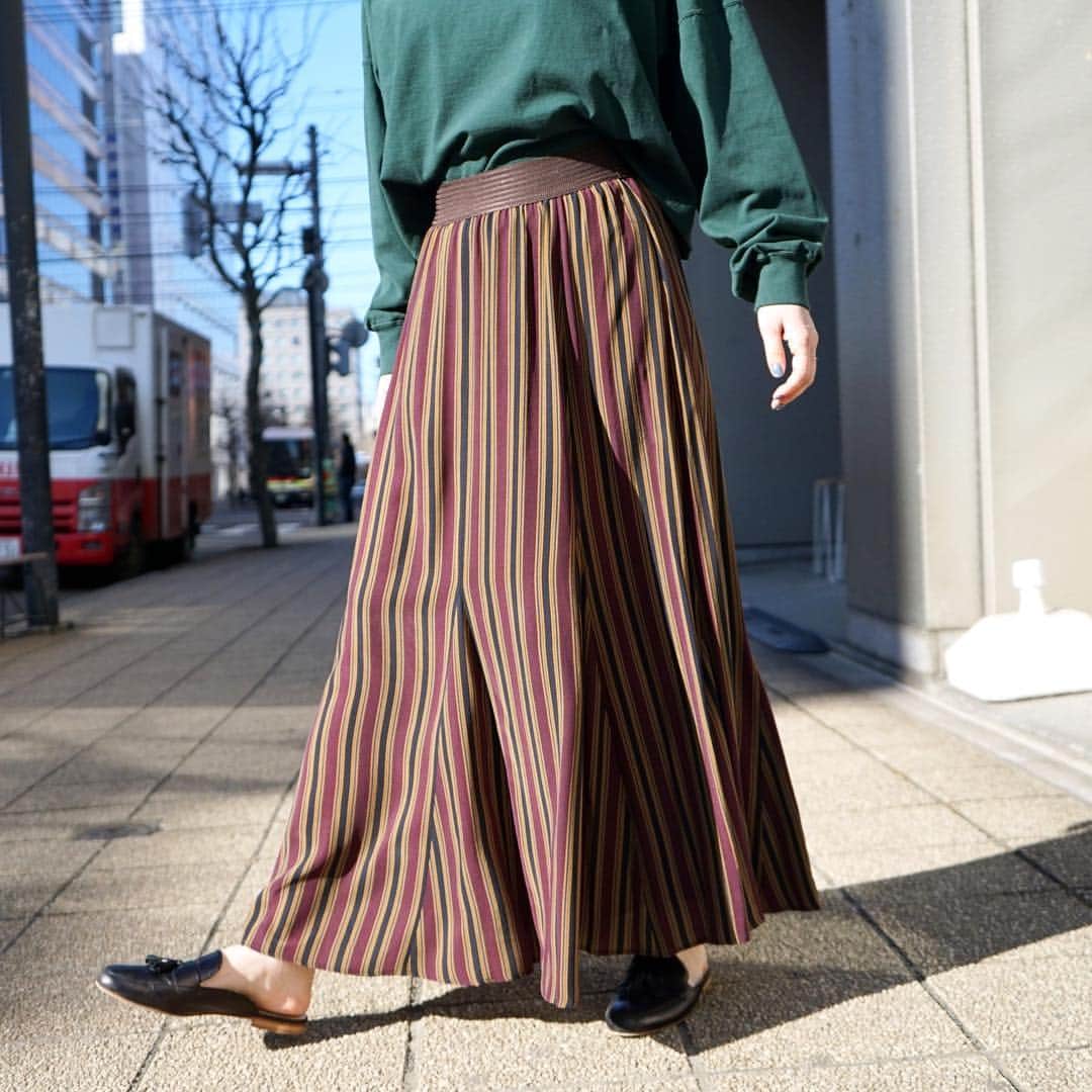 MāWさんのインスタグラム写真 - (MāWInstagram)「. [Uhr] Long Flare Skirt. [INSCRIRE] Long Sleeve Tee. - #uhr #inscrire #mawsapporo#MāW #ins_online #fashion  #sapporo#hokkaido」3月16日 9時11分 - maw_sapporo