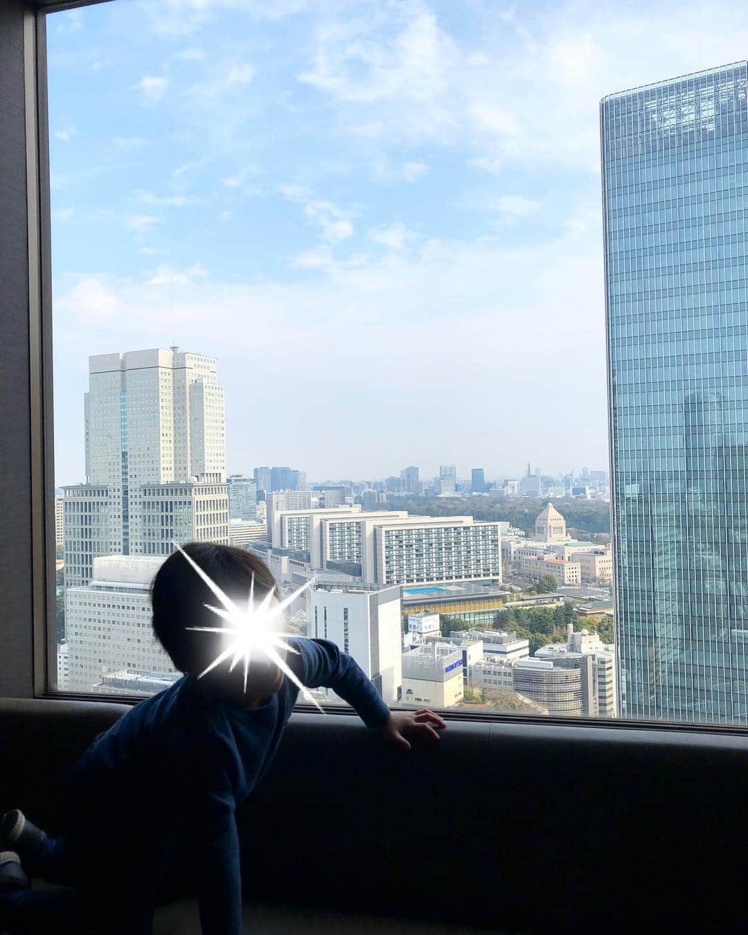吉原珠央さんのインスタグラム写真 - (吉原珠央Instagram)「東京の朝♫ 気持ち良い土曜日の朝^_^ 写真の時は変顔ばかり（汗）  #週末の朝 #土曜日 #東京 #mornning #tokyo」3月16日 9時30分 - tamaoyoshihara