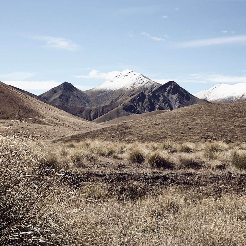 SPELLさんのインスタグラム写真 - (SPELLInstagram)「Our hearts are breaking for our neighbours, our friends, our brothers and sisters mourning today in New Zealand 💔 For those feeling helpless and want to take action, @launchgood have started a kickstarter to help the victims families 🌿 Photo of beautiful NZ via @rowiethelabel」3月16日 10時35分 - spell