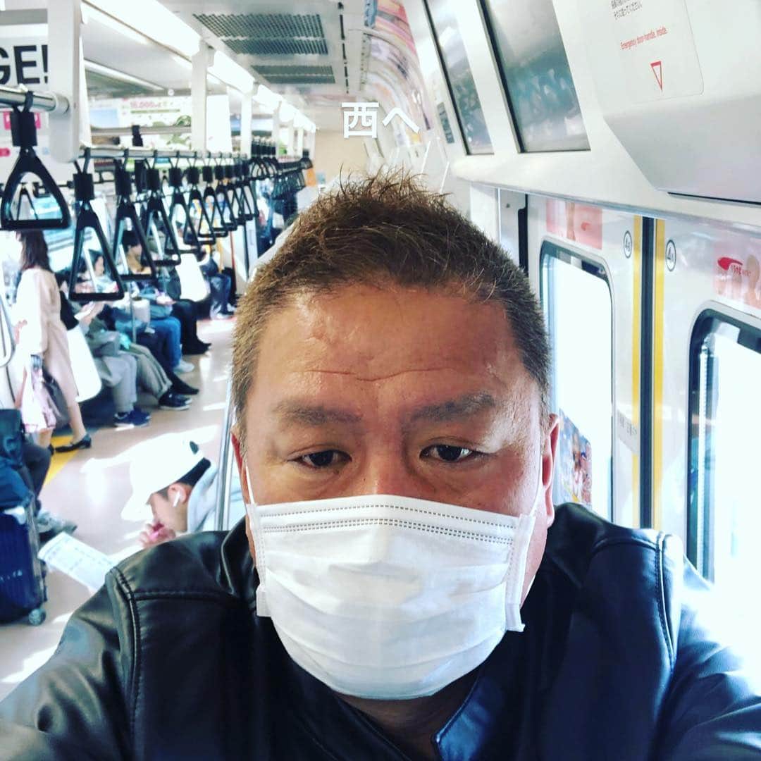 のインスタグラム：「#西へ#明日リベンジゴルフ⛳️」