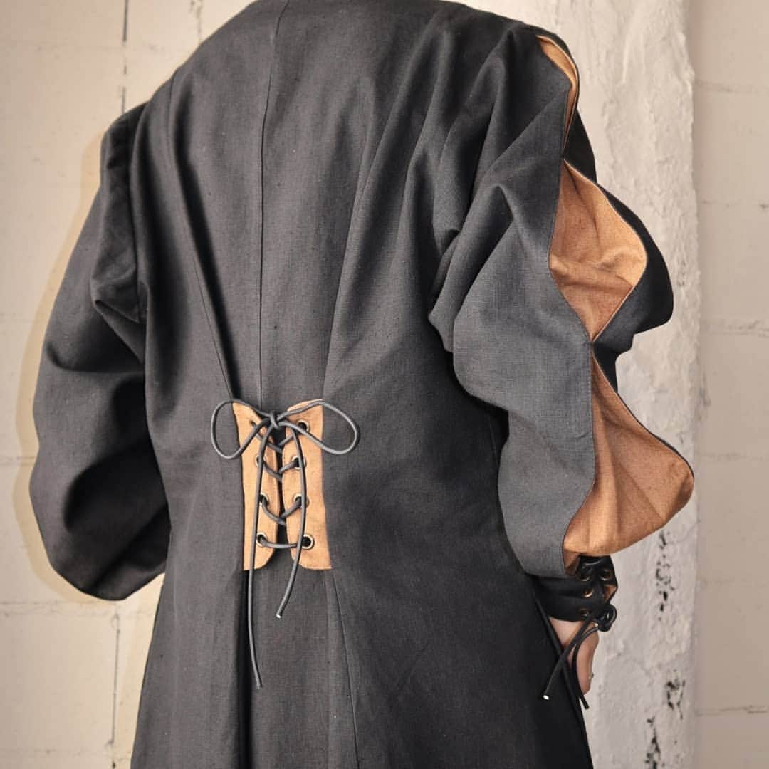 吉祥寺 古着屋 Orfeoさんのインスタグラム写真 - (吉祥寺 古着屋 OrfeoInstagram)「Vintage Lace Up Tops  #Orfeo #Kichijoji #Tokyo #vintage #used #fashion #coodinate #outfits  掲載商品のお問い合わせはメールにて承っております。コメント、DMでのお問い合わせは受け付けておりませんのでご了承ください。」3月16日 11時28分 - orfeokichijoji