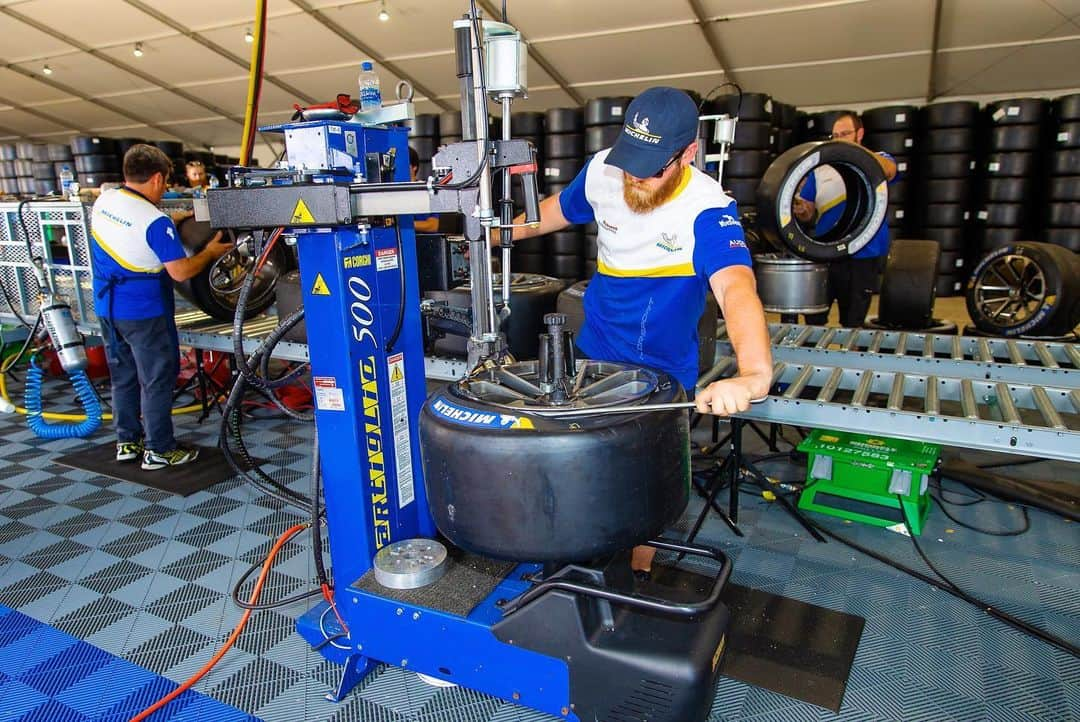 ミシュランさんのインスタグラム写真 - (ミシュランInstagram)「On and off track it was another busy day for Michelin at @sebringraceway! From global head of @michelinmotorsport Matthieu Bonardel on @torqueshowlive, as did Jordan & Wayne Taylor, our Michelin activation zone and great action on track from a couple @imsa_racing series, it’s been a fantastic Friday. #Sebring12 #SuperSebring #IMSA #IMSA50 #IMPC」3月16日 11時56分 - michelinusa