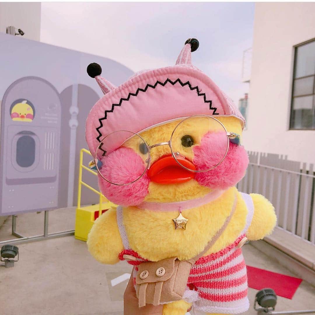 Chuuさんのインスタグラム写真 - (ChuuInstagram)「나도 봄옷 있덕❤️✌️」3月16日 11時54分 - chuu_official