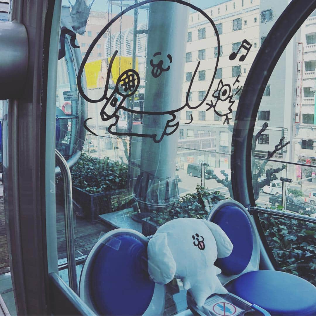 pantoviscoさんのインスタグラム写真 - (pantoviscoInstagram)「【カオスフェアスタート！】 いよいよ昨日から名古屋栄のサンシャインサカエさんにて、パントビスコのカオスフェアがスタートしました。観覧車に乗るのが怖い方は無料のフォトスポットを撮りに来るだけでも是非お越しください。インスタにアップしてくださったらイイネしにいきますね。(皆さんがフォトスポットや観覧車で撮った写真を見たいので、期間中毎日楽しみにしてます。※ストーリーズは見れません。) . ※私本人からはご質問にはお答え出来ません。全てのお問い合わせはサンシャインサカエさんまでお願い致します。 . ◾︎開催期間： 2019年3月15日(金)〜4月14日(日) . ◾︎開催場所： SUNSHINE SAKAE (サンシャインサカエ 愛知県名古屋市中区錦3-24-4 3F 観覧車 Sky-Boat・アトリウム . ◾︎営業時間： 平日12時〜22時、土日祝11時〜22時 . ◾︎特設サイト https://www.sunshine-sakae.jp/event/eve_893.html . ◾︎お問い合わせ 052-310-2211 .  #サンシャインサカエ さん #パントビスコ #コラボ #カオスフェア」3月16日 12時02分 - pantovisco
