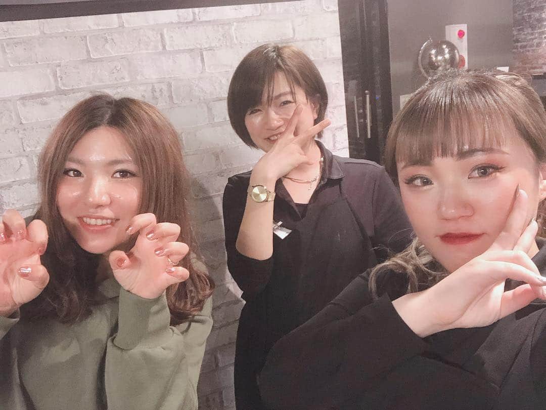 広野あさみさんのインスタグラム写真 - (広野あさみInstagram)「渋谷コラゾンでは新しく入ったスタッフさんのデビュー応援のためネイルのモニター様を募集中しております^_^ 新しく入ったスタッフさんはとても可愛くて親切で素敵な方々です♡ アイラッシュと同時に施術してもらえるので時間も短縮です^ ^ お値段もリーズナブルで可愛く仕上げてくださるので是非渋谷に行った際に♡♡」3月16日 12時22分 - asamihirono