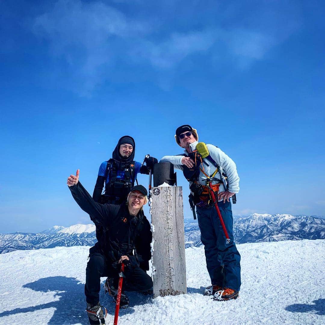 たなしんさんのインスタグラム写真 - (たなしんInstagram)「It was a beautiful day🗻👌🔥🤣 #谷川岳 @Hinatch ‬」3月16日 12時48分 - tanashingma