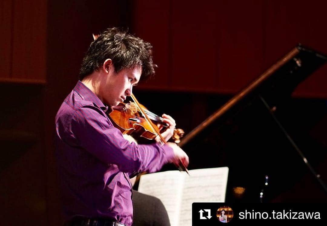 のインスタグラム：「#Repost @shino.takizawa with @get_repost ・・・ Fantastic violinist @fumiakimiura ✨✨✨ #三浦文彰 in @starsinblue2019」