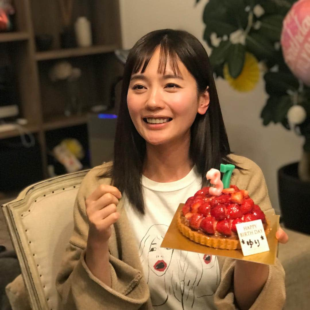 北林明日香さんのインスタグラム写真 - (北林明日香Instagram)「昨日は親友のお誕生日を20年来の友人達でお祝い 生まれてきてくれてありがとう！出会ってくれてありがとう！あなたが幸せでいてくれることが私の幸せ。おめでとうー！  생일 축하해 내 사랑ㅋㅋ 우리 행복하게 살자ㅋㅋ  #親友 #誕生日 #bestfriend #happybirthday #친구 #생일 #생파 #사랑해 #おじいさんおばあさんになっても #集まろう」3月16日 12時52分 - asuka_kitabayashi