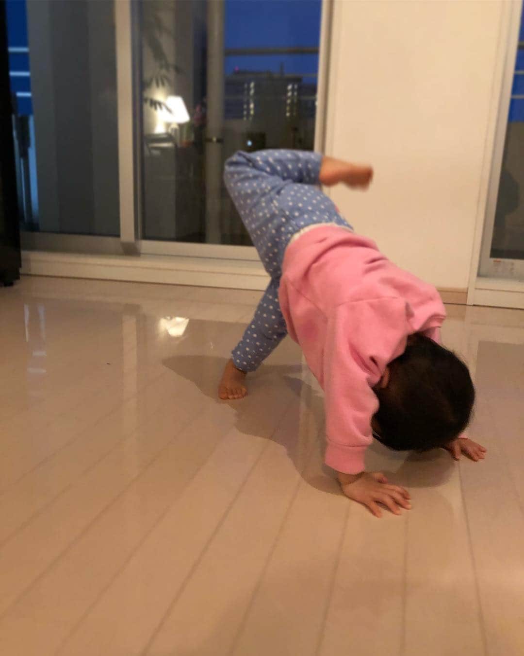 都倉賢さんのインスタグラム写真 - (都倉賢Instagram)「なんかヨガに目覚めたよ🧘‍♀️」3月16日 13時15分 - tokuraken