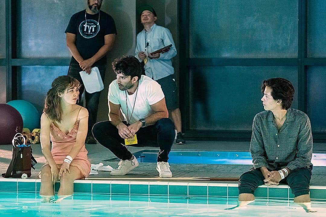 ジーナ・ロドリゲスさんのインスタグラム写真 - (ジーナ・ロドリゲスInstagram)「So in awe of you and your magic @justinbaldoni congrats beautiful friend. Five Feet Apart in theatres now. ❤️🙌🏽」3月16日 13時35分 - hereisgina