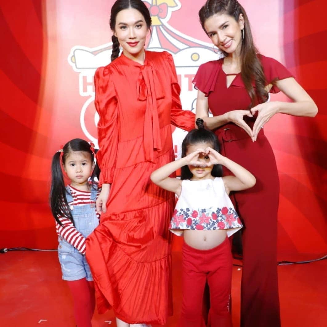 CeCi Thailandのインスタグラム